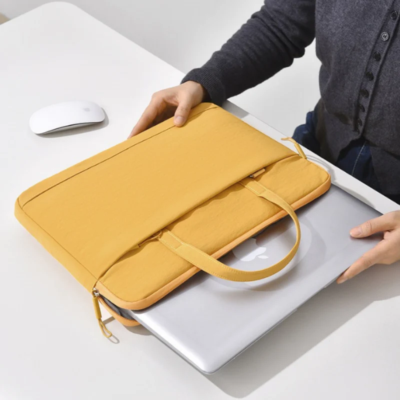 Aero Shield Laptop Sleeve - Image 4