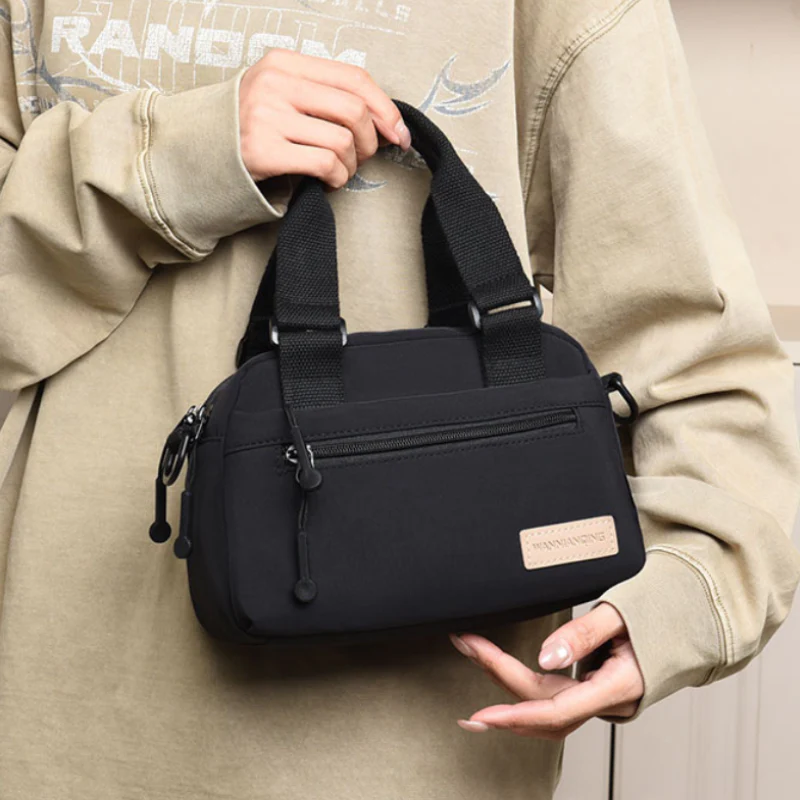 Aster Everyday Handbag - Image 4