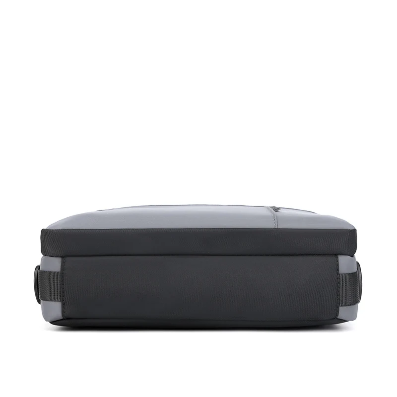 Atlas Lite Crossbody Bag - Image 3