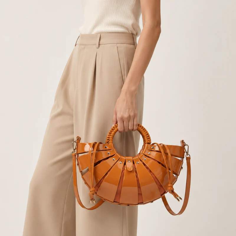 Aurelia Shell Handbag - Image 4