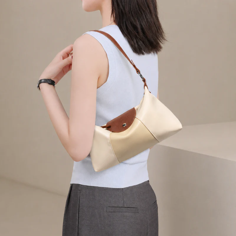 Aveline Shoulder Bag - Image 4