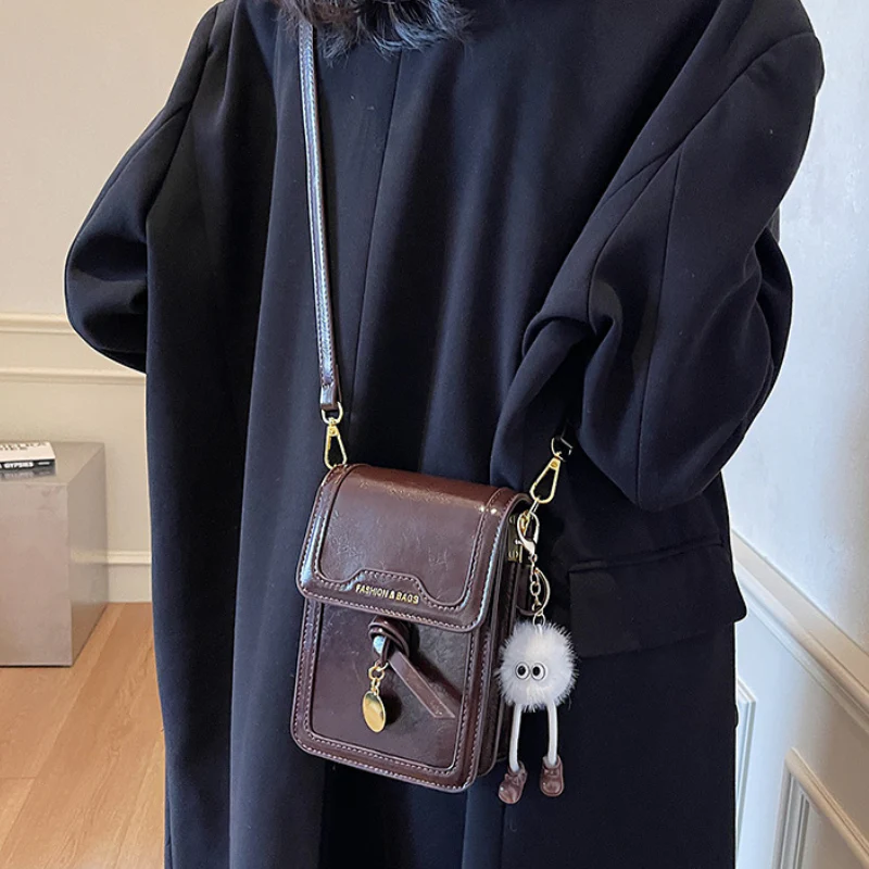 Celestial Jewel Crossbody Bag - Image 4