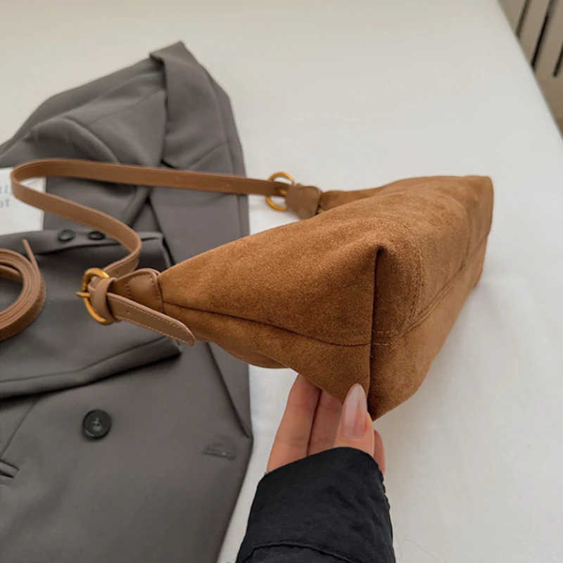 Chic Suede Dumpling Shoulder Bag - Image 2