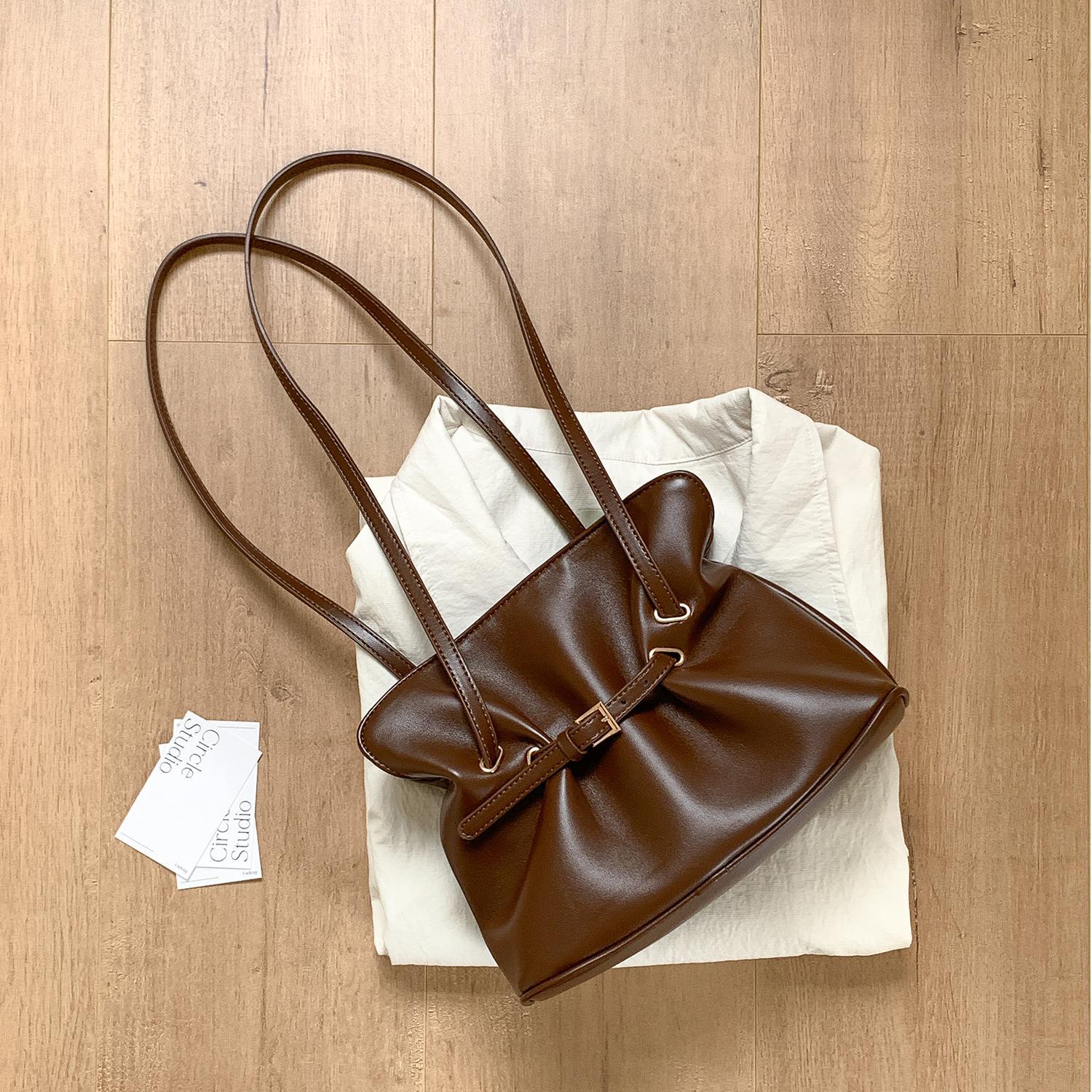 Cloud Luxe Pleated Shoulder Bag - Image 5