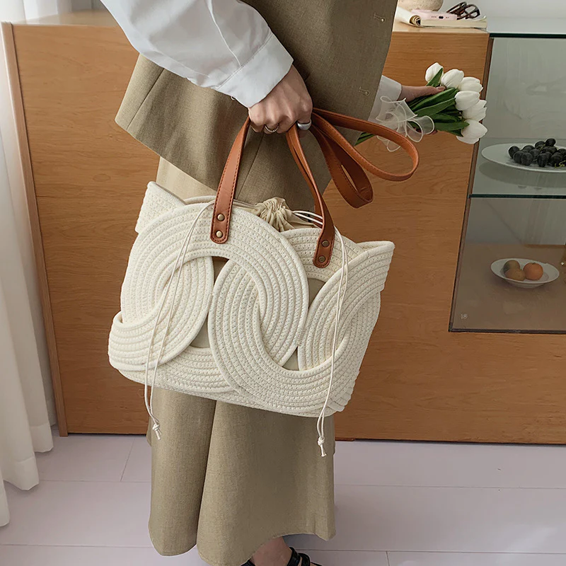 Creative Weave Shoulder Bag - Image 4