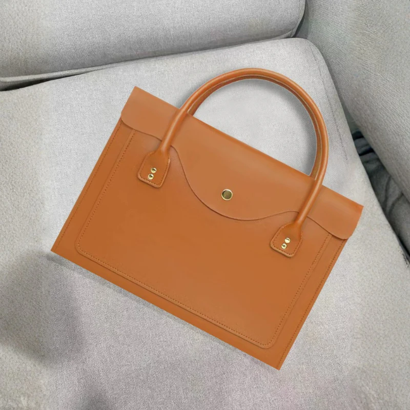 Durable Lightweight Laptop Bag - Image 2
