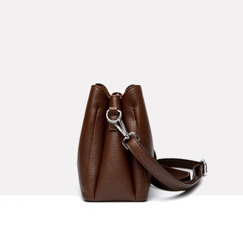 Elara Luxe Shoulder Bag - Image 2