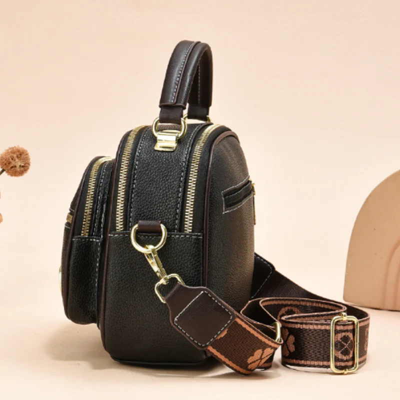 Elegant Everyday Crossbody Bag for Women - Image 2