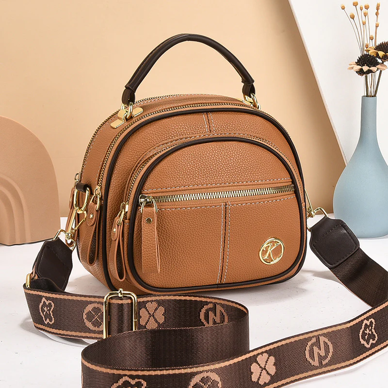 Elegant Everyday Crossbody Bag for Women - Image 6