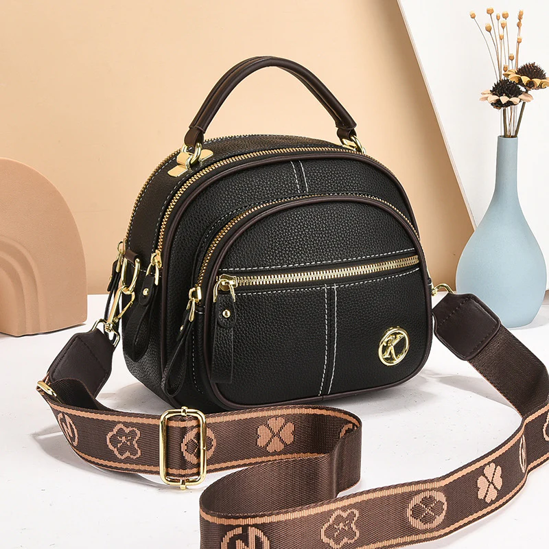 Elegant Everyday Crossbody Bag for Women - Image 7