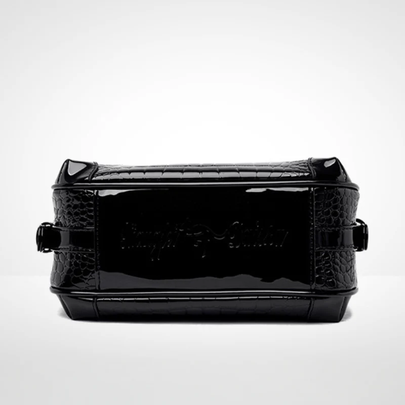 Fashionable Patent Leather Shoulder Bag for Women - Image 4