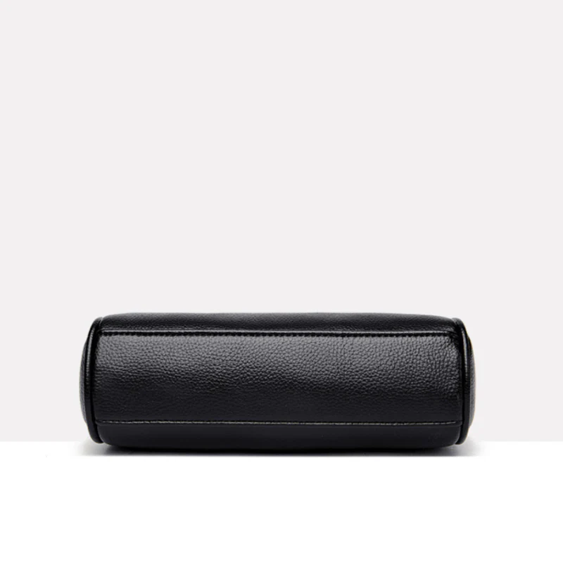 Everyday Ease Crossbody Bag - Image 3
