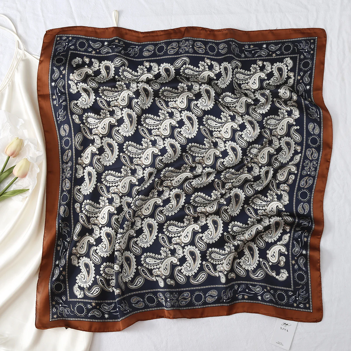 Heritage Bloom Scarf - Image 7