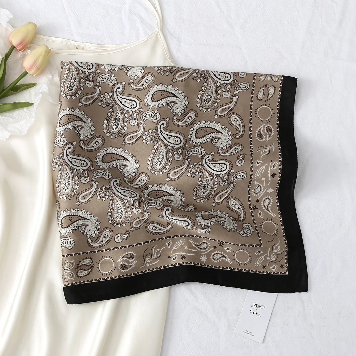 Heritage Bloom Scarf - Image 8