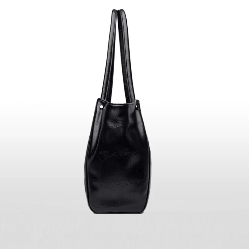 Lady Luxe Grace Shoulder Bag - Image 2
