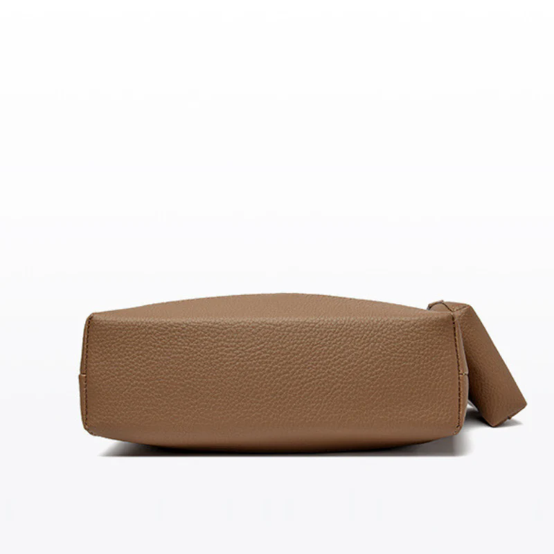 Large Capacity Fashion Underarm Shoulder Bag - Image 3