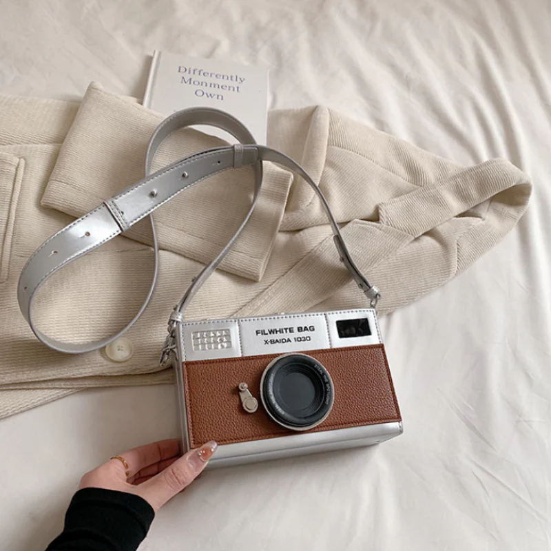 Luna Camera Handbag - Image 2