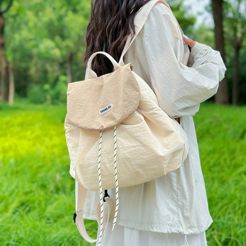 Lunovia Bucket Backpack - Image 4