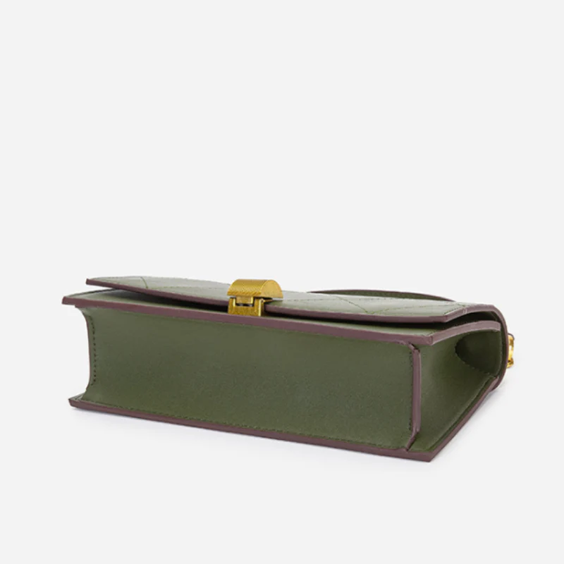 Luxury Quilted Chain Shoulder Bag - Image 3
