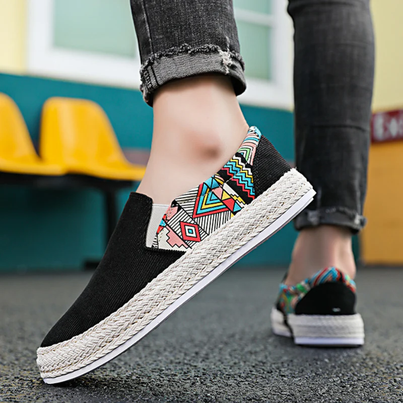 Men's Casual Geometric Print Slip-On Walking Loafers - Image 4