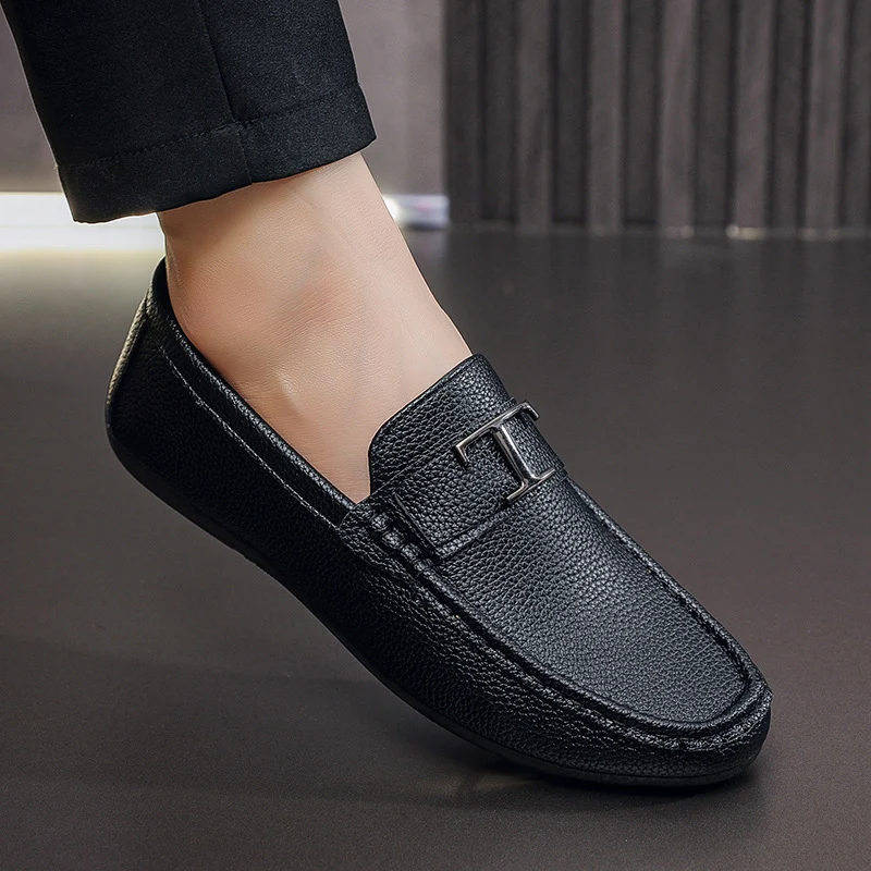 Men's Textured Pebbled Grain Leather Loafers - Image 4