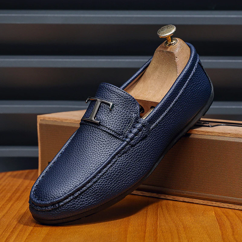 Men's Textured Pebbled Grain Leather Loafers - Image 6