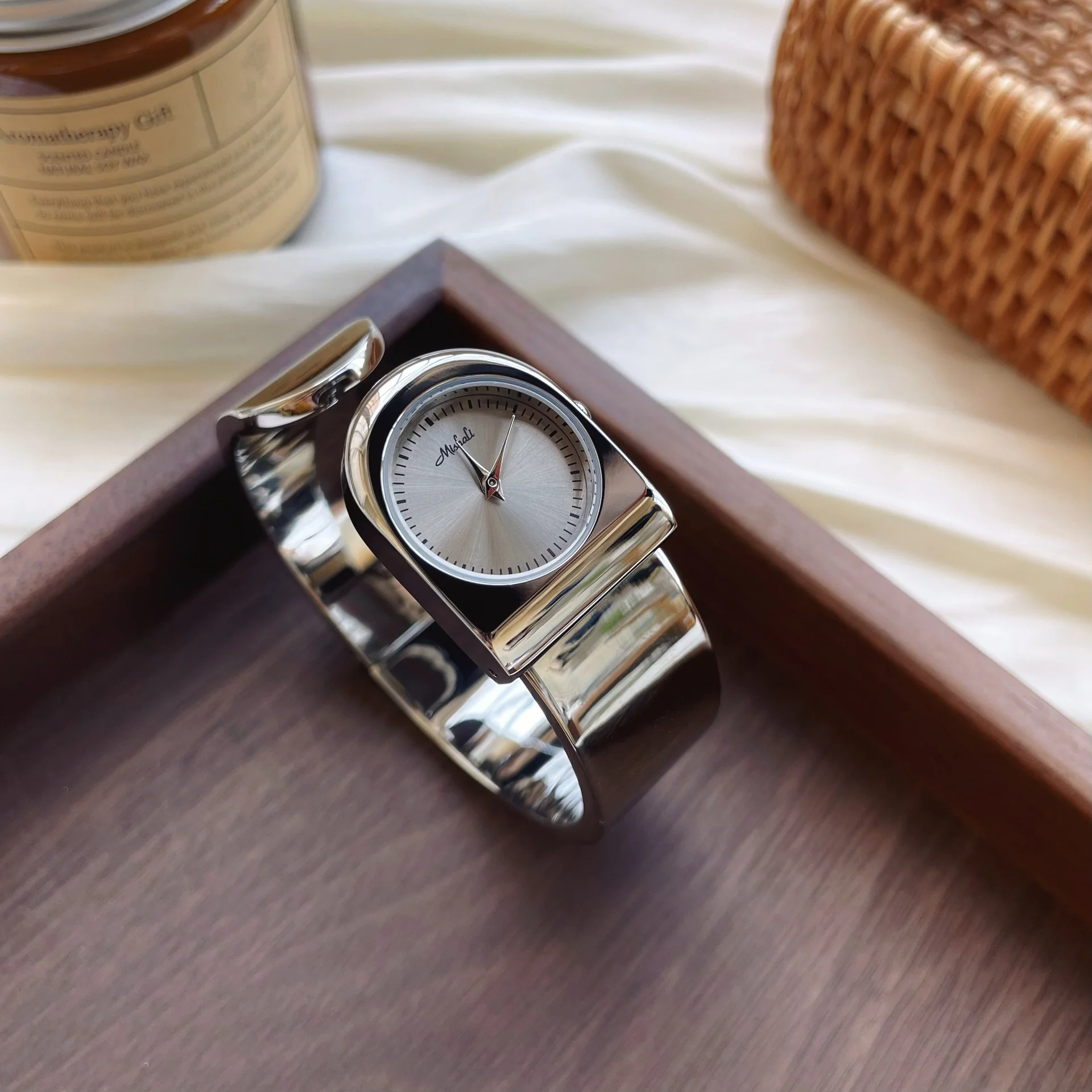 Mishali Luxe Watch - Image 6