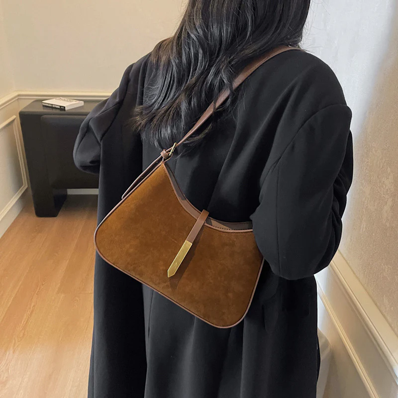 Monroe Underarm Shoulder Bag - Image 8