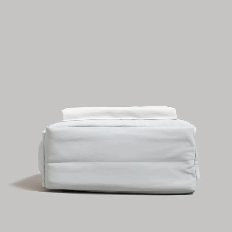Monvera Minimalist Backpack - Image 3