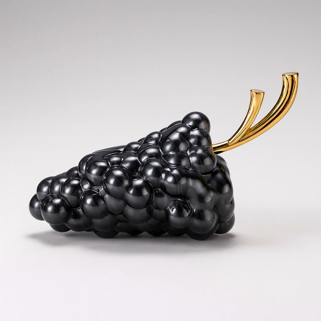 Pearl Vine Clutch Bag - Image 5