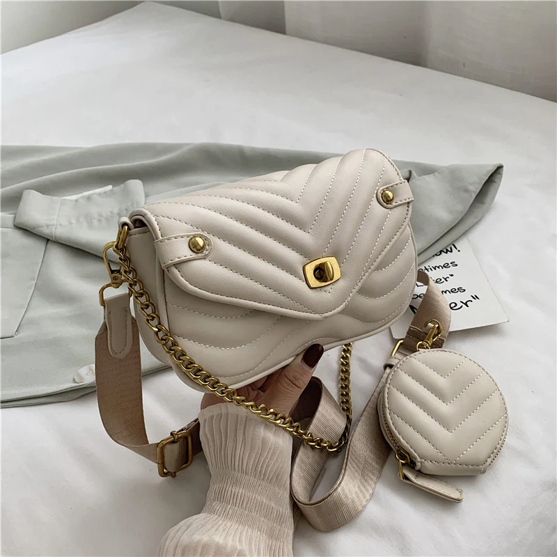 PU Leather Chain Drawstring Travel Shoulder Bag - Image 6