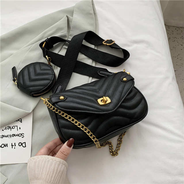 PU Leather Chain Drawstring Travel Shoulder Bag - Image 8