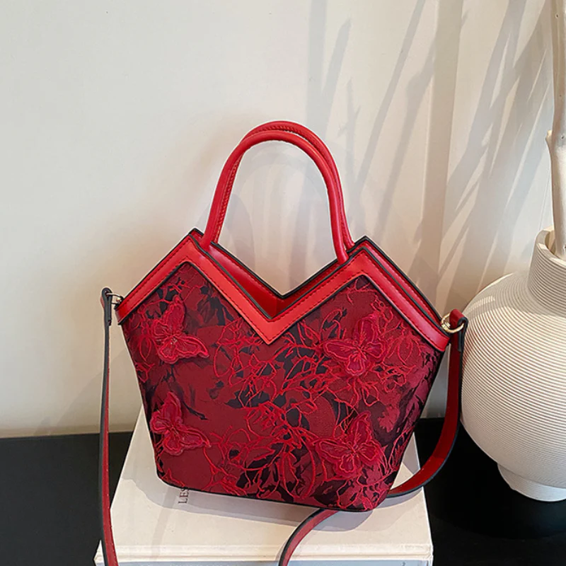 Pure Elegance Handbag - Image 2