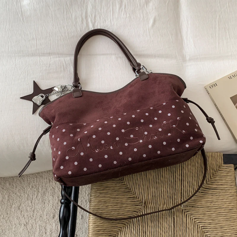 Relaxed Luxe Shoulder Bag - Image 2