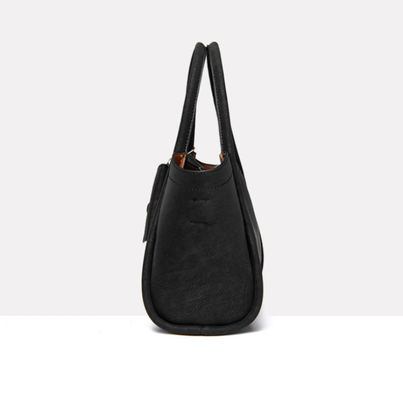 Retro Chic Shoulder Bag - Image 2