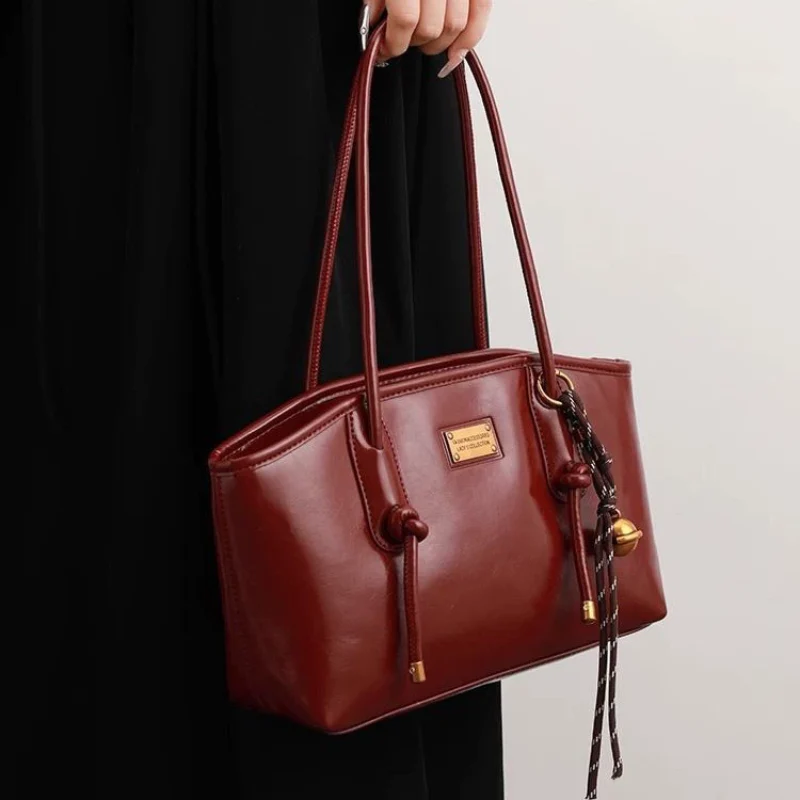 Retro Knot Bell Charm Shoulder Bag - Image 4