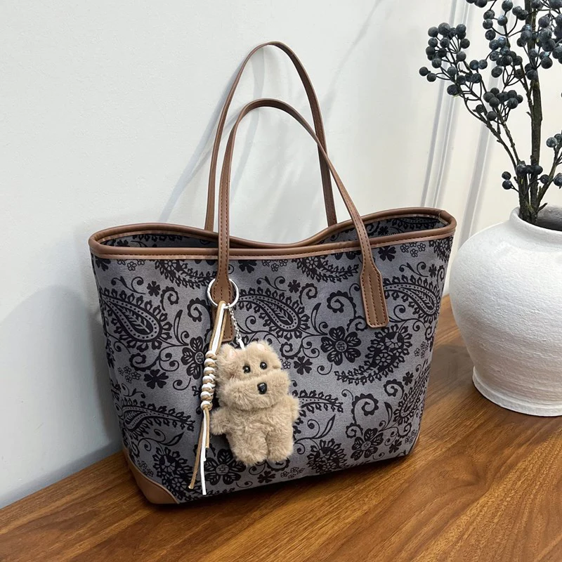 Sable Heritage Tote Bag - Image 6