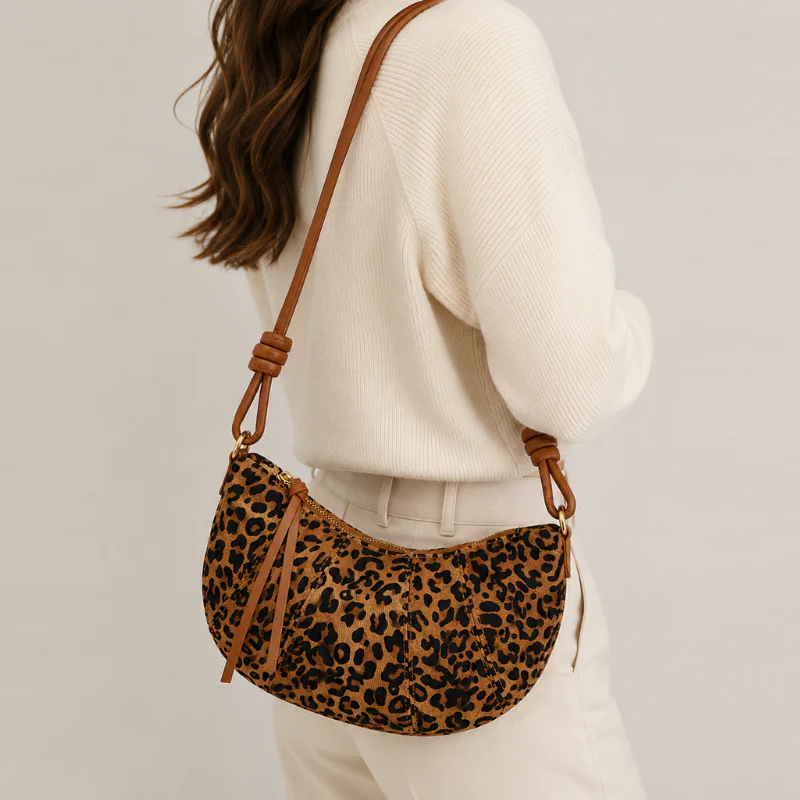 Savannah Chic Shoulder Bag - Image 4