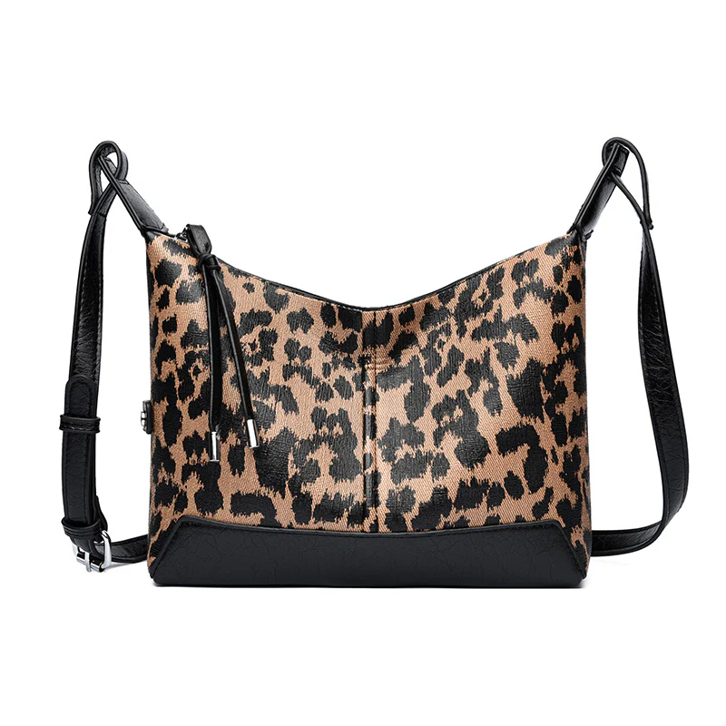 Savannah Dumpling Shoulder Bag - Image 6