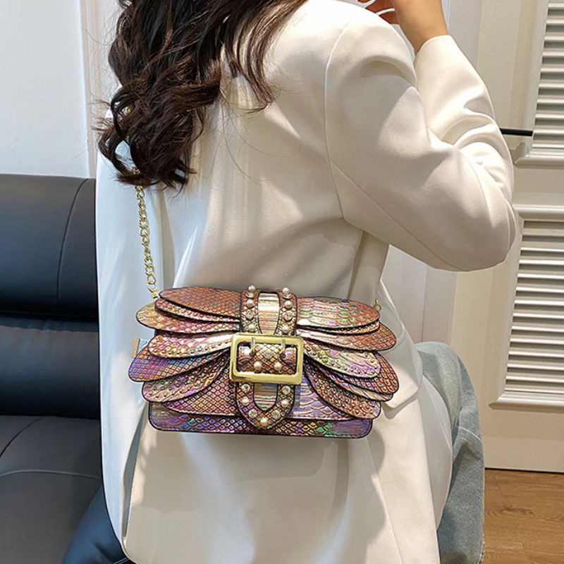 Serpelle Patch Crossbody Bag - Image 4
