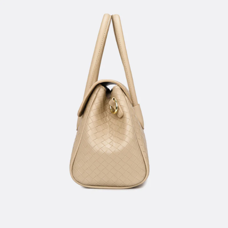 Timeless Weave Elegance Handbag - Image 2