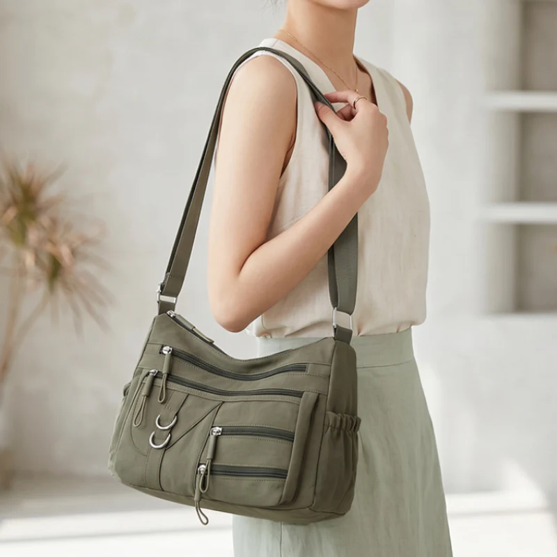 Trend Pocket Shoulder Bag - Image 4