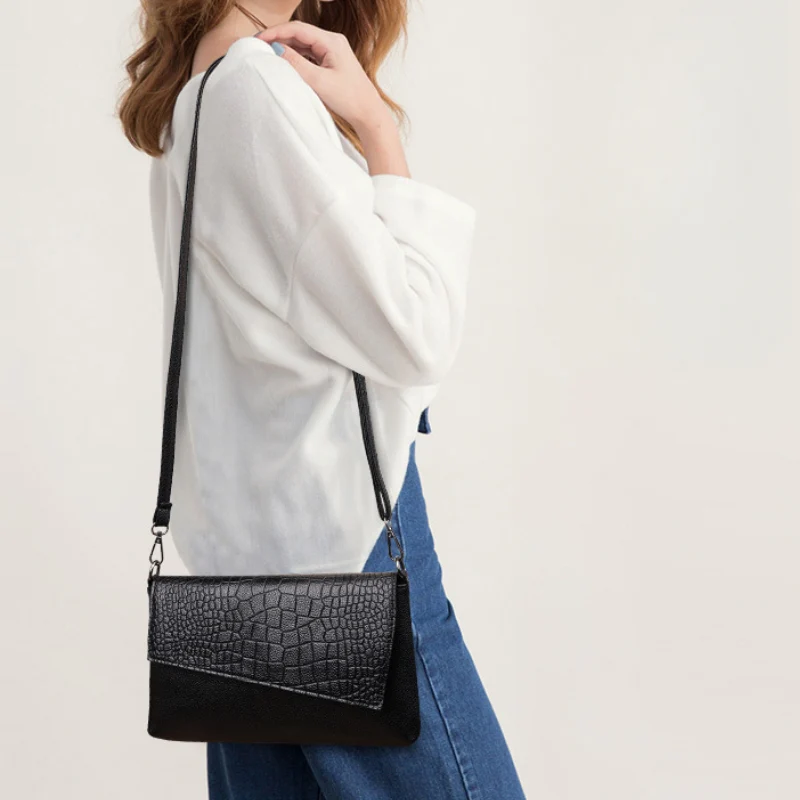 Urban Chic Crossbody Bag - Image 4
