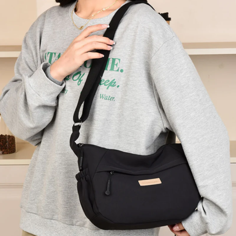 Urban Ease Shoulder Bag - Image 4
