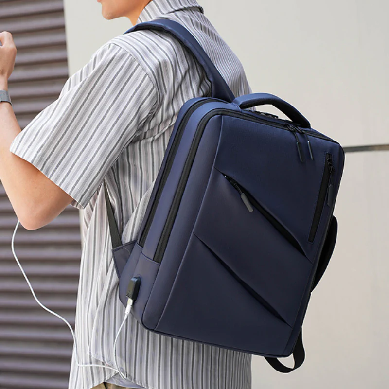 Urban Tech Large Capacity USB Charging Backpack - Image 4
