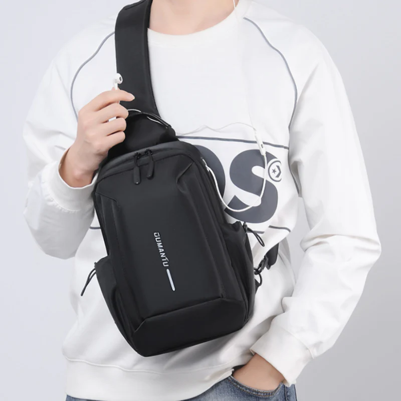 Urban Voyager Casual Crossbody Bag - Image 4