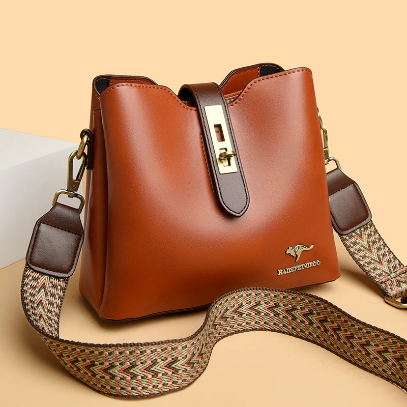 Veloura Lock Shoulder Bag - Image 7