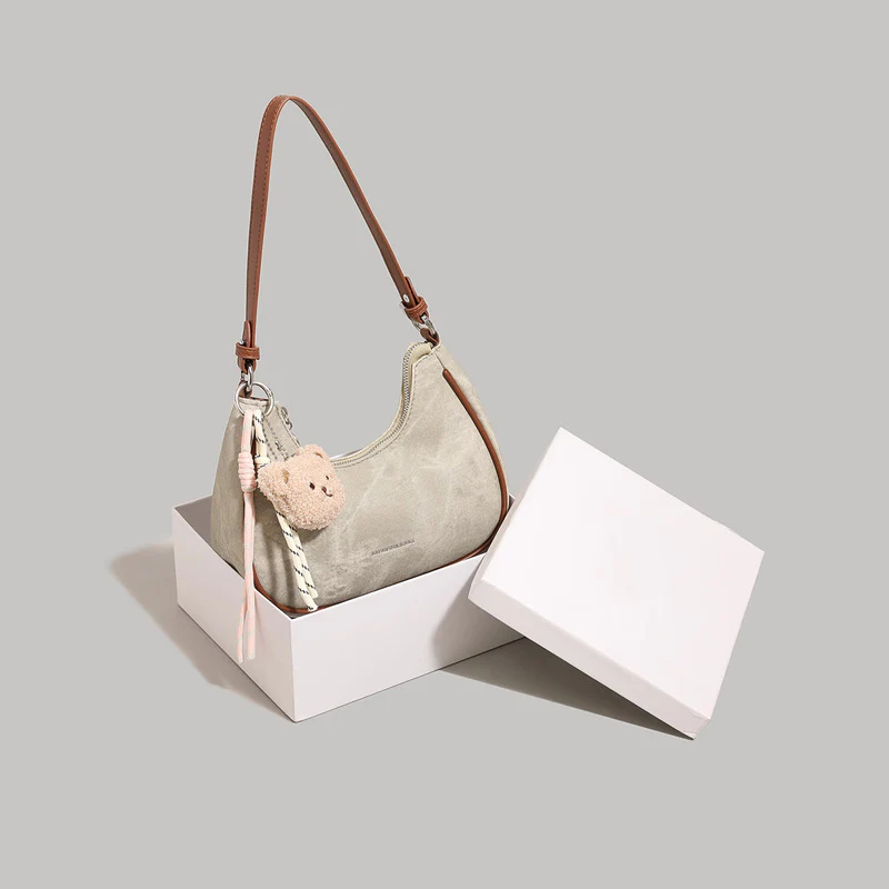 Versatile Dumpling Shoulder Bag - Image 6
