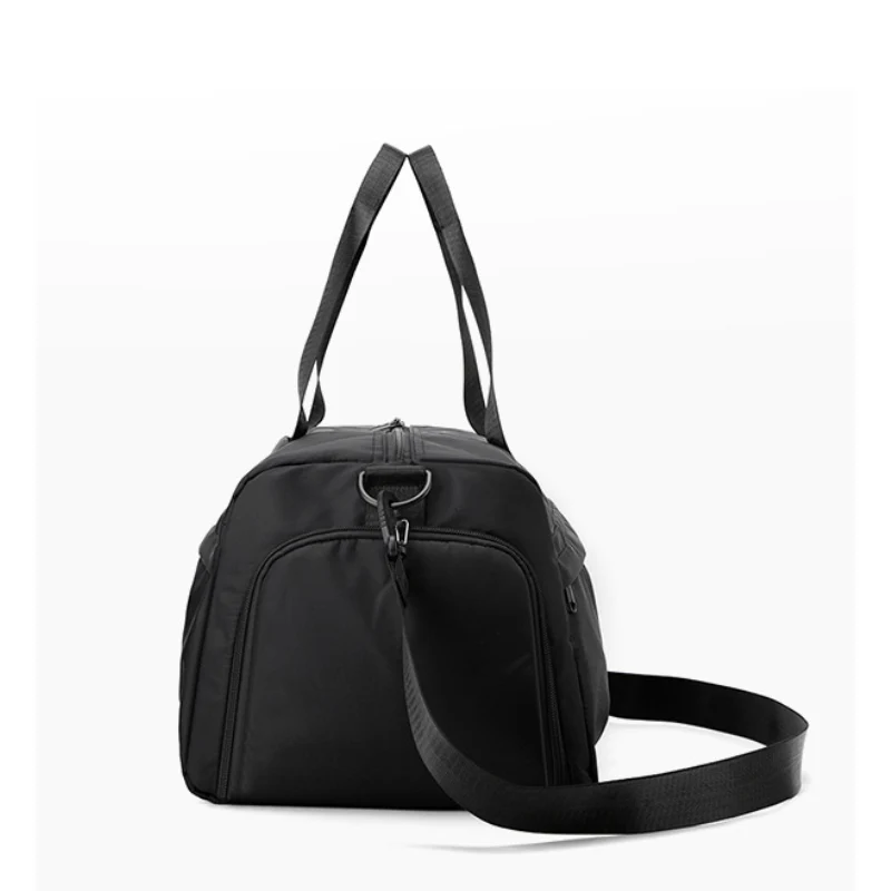 Versatile Waterproof Gym Duffel Bag - Image 3
