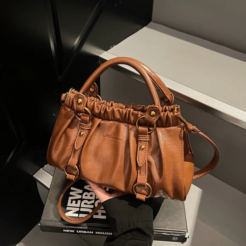 Vintage Ruched Leather Handbag - Image 6